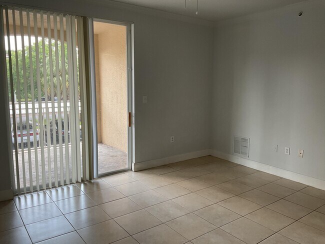 Building Photo - 6510 Emerald Dunes Dr