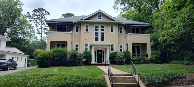 Foto del edificio - 916 Bromley Rd