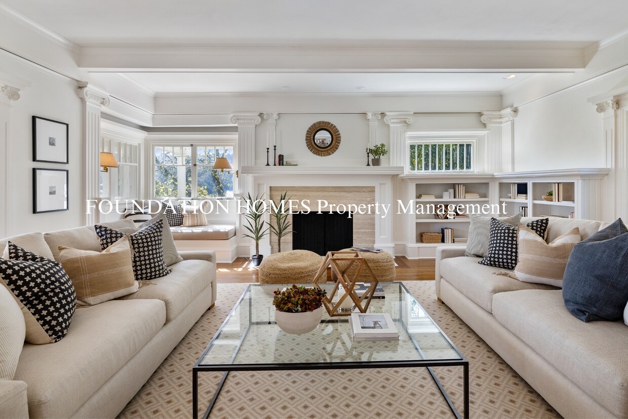 Primary Photo - VIDEO - Grand Mill Valley Estate near Down...