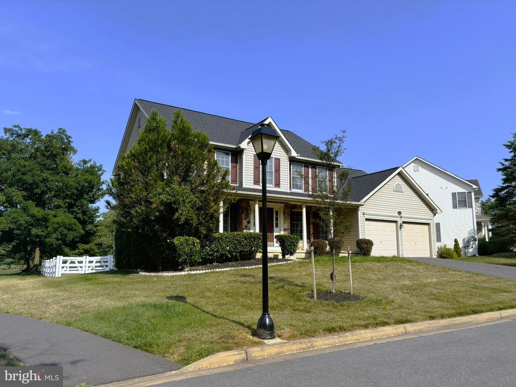 Primary Photo - 1024 Bexhill Dr