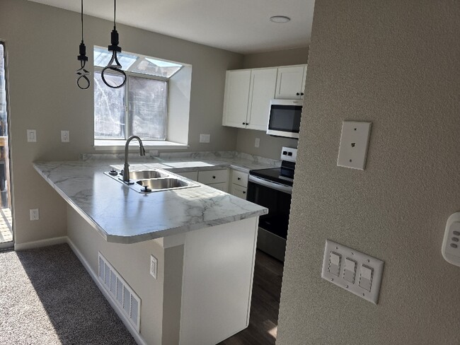 Photo - 17326 E Rice Cir Apartment