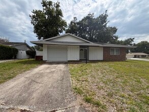 Building Photo - 760 John Adams Ln