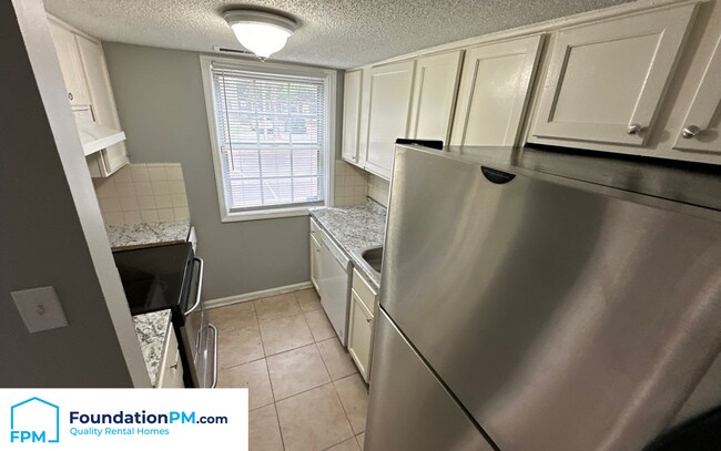 Building Photo - 5260 Flowering Peach Dr