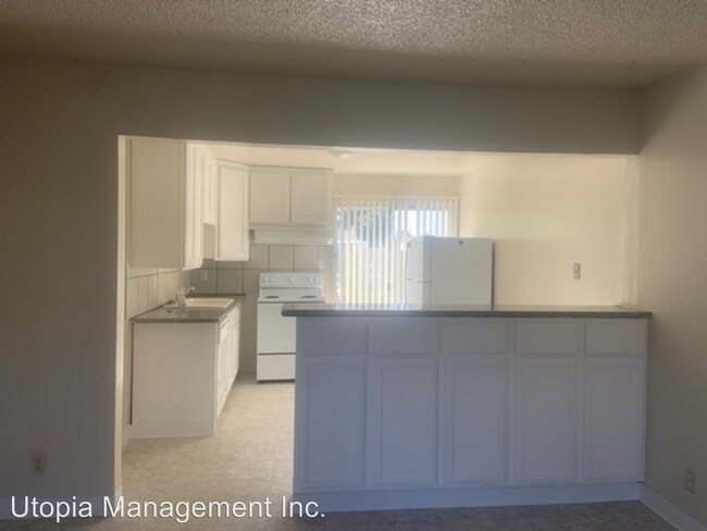 Foto del edificio - 22447-22453 S Garden Ave