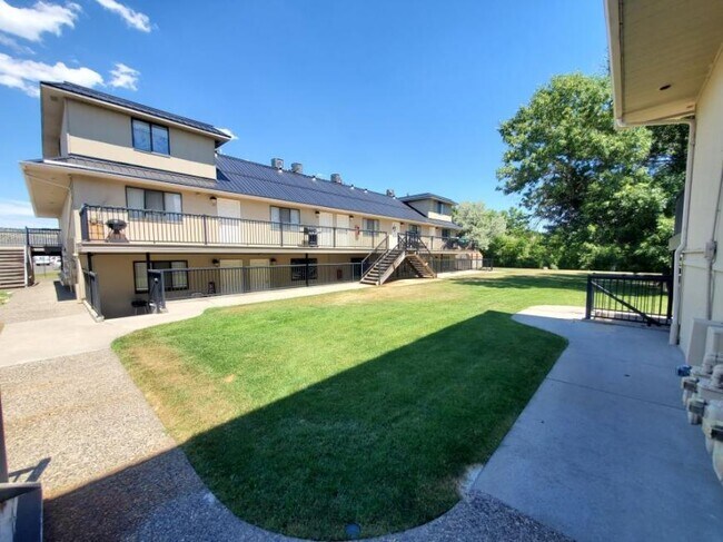 Foto del edificio - bedroom in Billings MT 59102