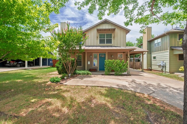 Foto del edificio - Beloved 3 Bedroom, 2.5 Bath Home in Brentwood