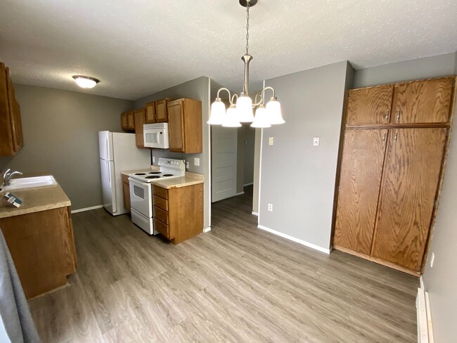 Foto del edificio - 3 Bedroom Townhome in West Fargo!