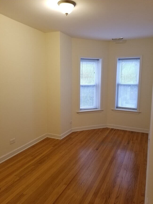 Foto del edificio - 6345 N Washtenaw Ave