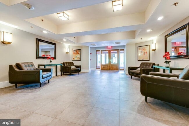 Foto del edificio - 545 E Braddock Rd