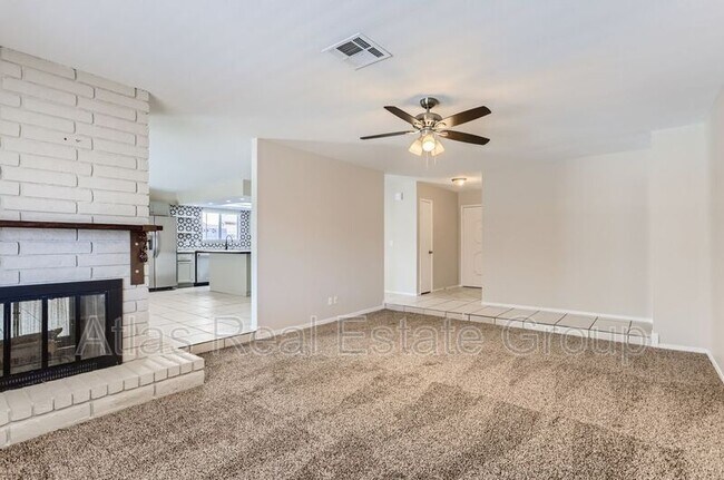 Building Photo - 628 Valley View Dr