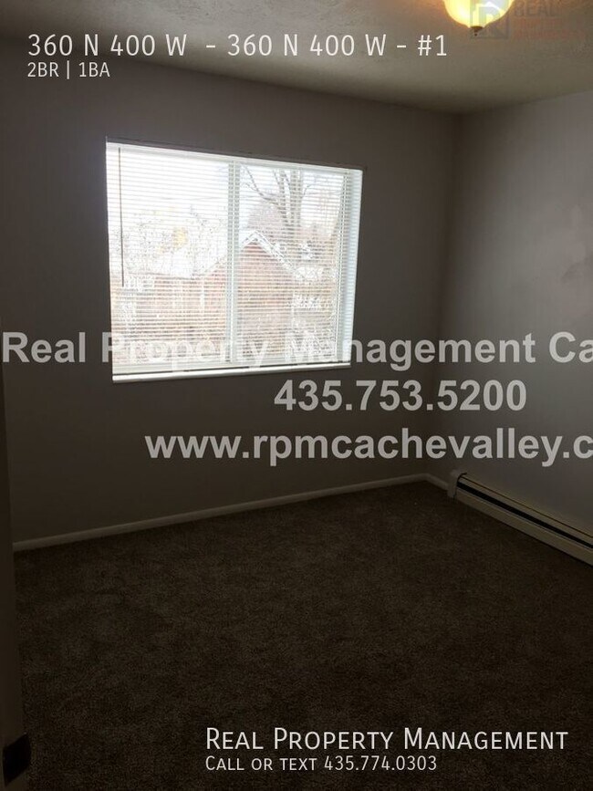 Building Photo - Why wait? Pre Lease today! Great 2 br town...