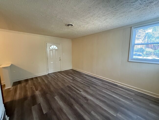 Building Photo - 1 Jefferson Pl