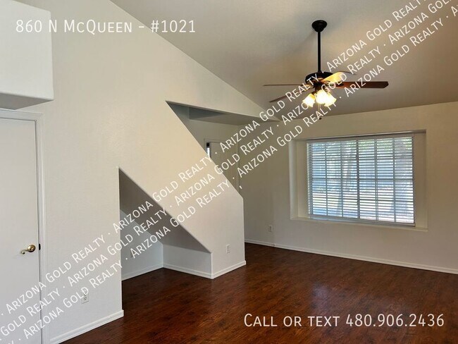 Foto del edificio - 860 N McQueen Rd