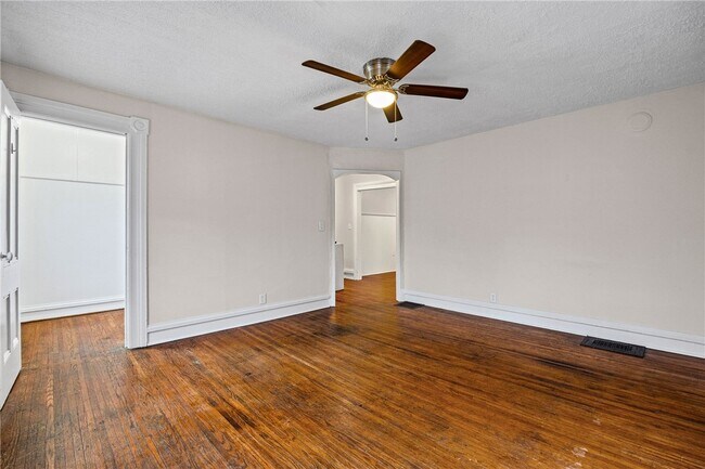 Foto del edificio - 75 Hamilton St