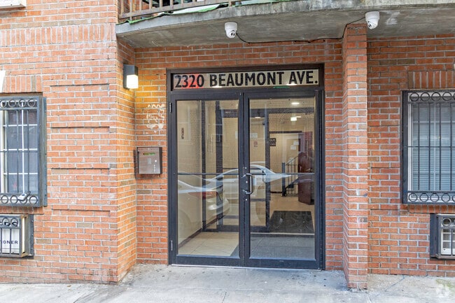 Entrance - 2316-2324 Beaumont Ave