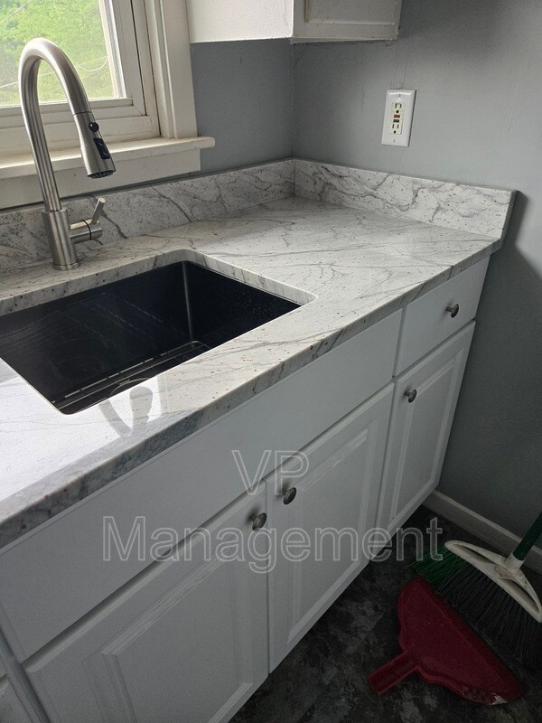 Foto del edificio - 418 23rd St