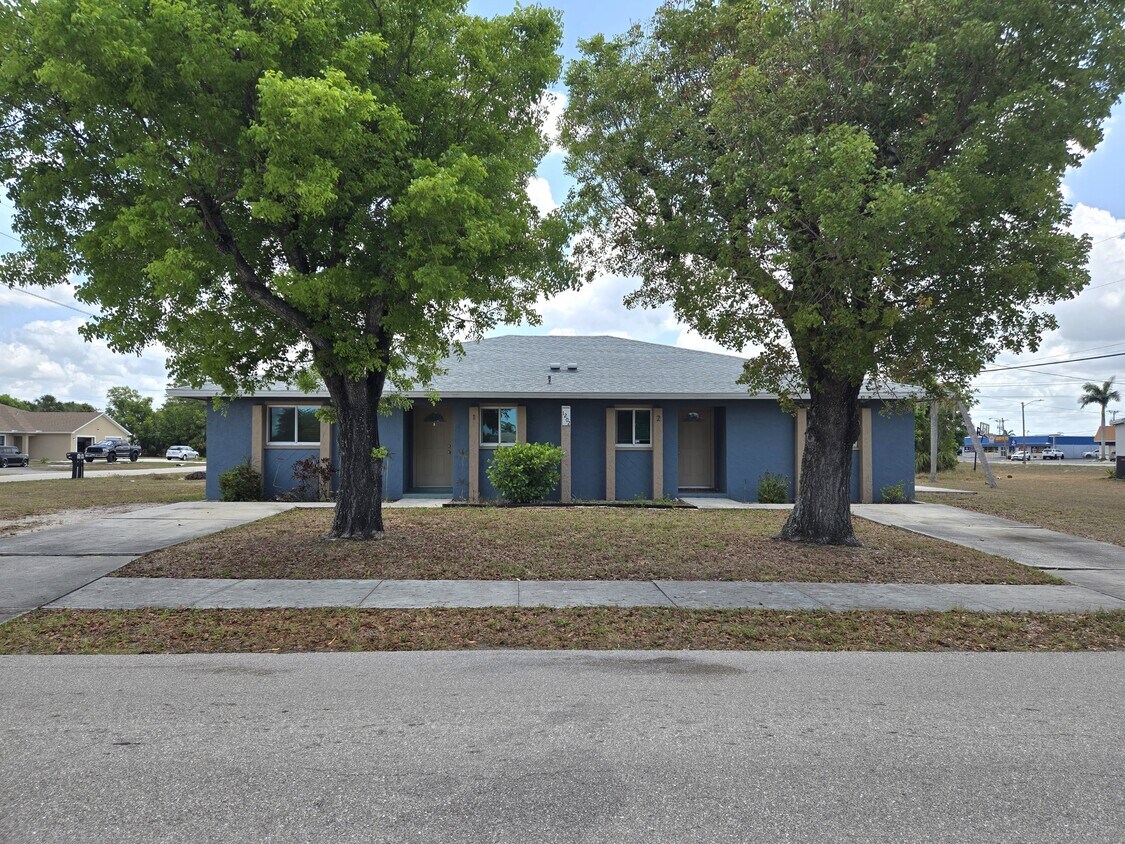 Foto principal - 1202 SE 8th Terrace