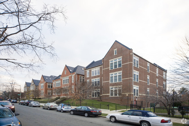 Primary Photo - Lovejoy Lofts