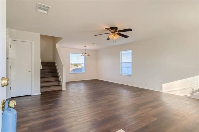 Building Photo - 15104 Sabal Palm Rd