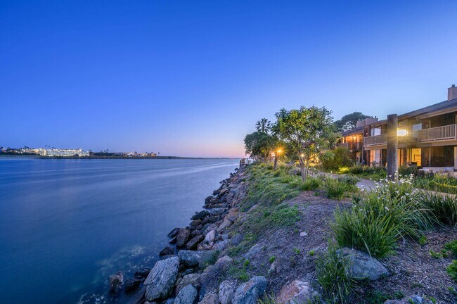 Foto del edificio - Mariners Village