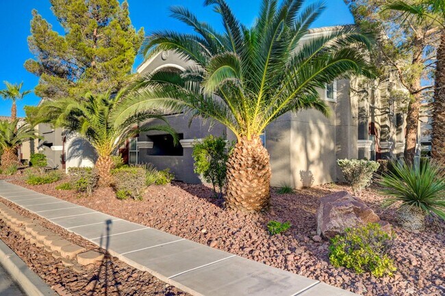 Foto del edificio - Charming 3 Bedroom Upstairs Condo in a Gat...