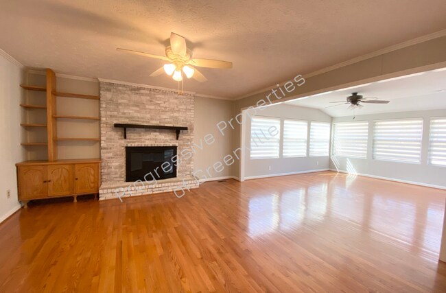 Building Photo - 103 Shetland Way