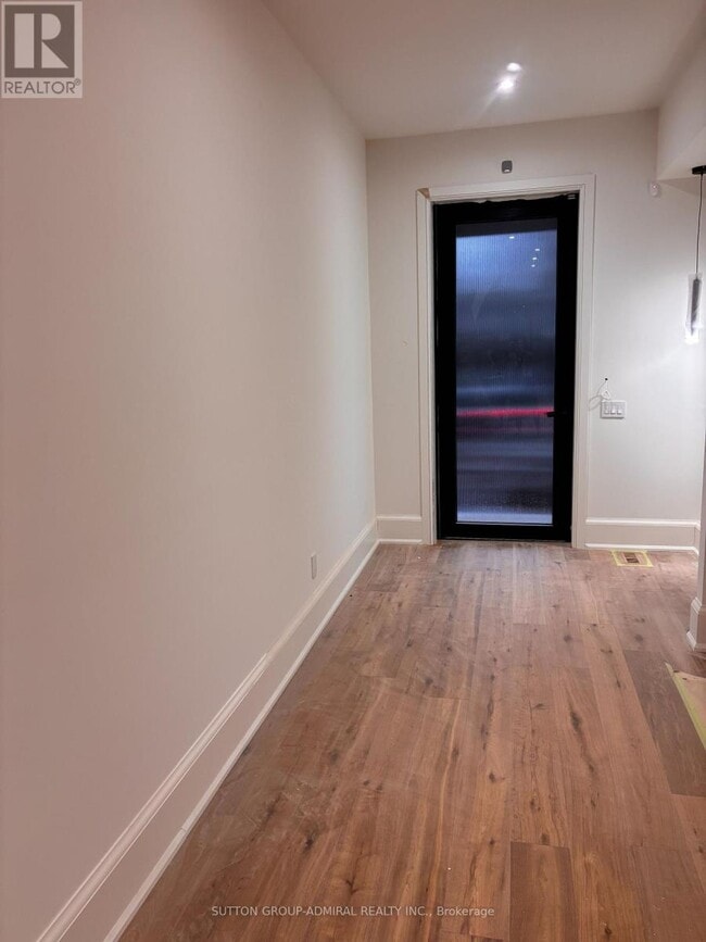 Building Photo - 78 Burncrest Dr