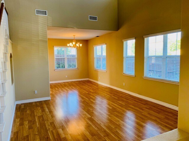 Foto del edificio - Beautiful San Marcos Home - Offered by KRC...