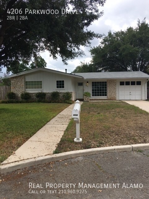 Building Photo - 4206 Parkwood Dr