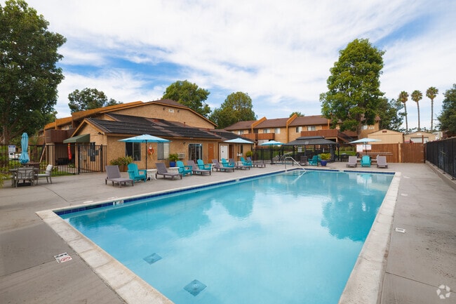 Swimming Pool - Ocean Breeze