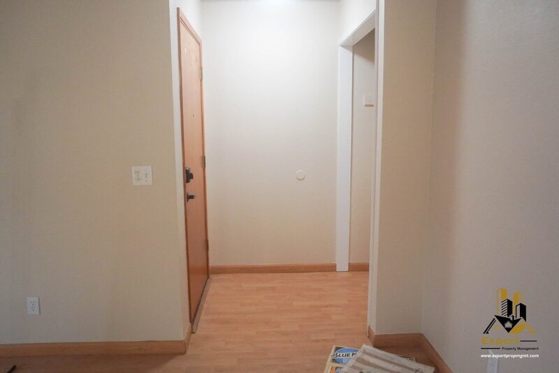 Primary Photo - 5333 Primrose Dr