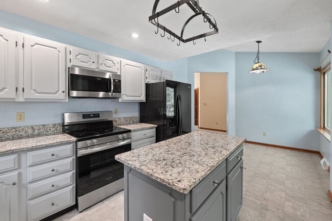 Foto del edificio - Lake Monticello Rental 3Bed/3Bath House