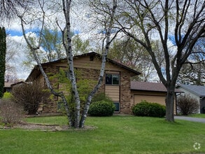 Building Photo - 2431 Mounds Ave