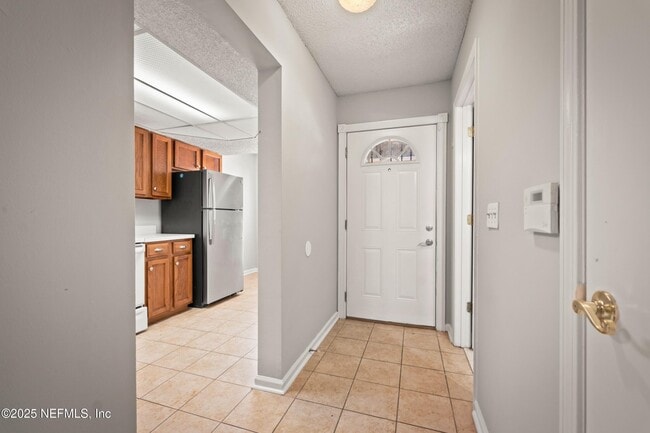 Building Photo - 11259 Shady Glen Dr