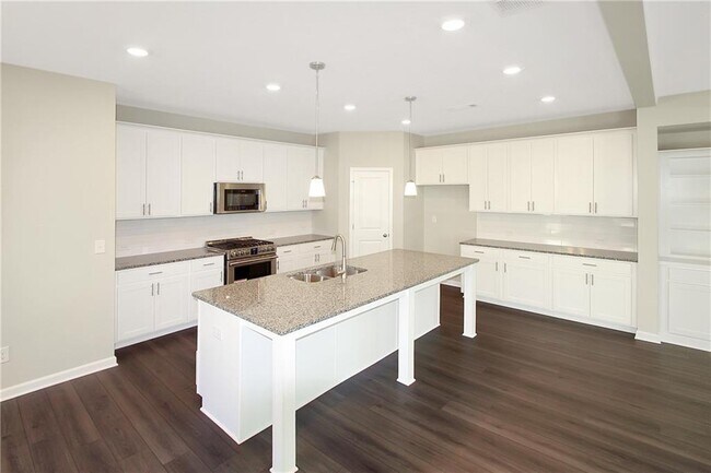 Building Photo - 4266 Waxwing St