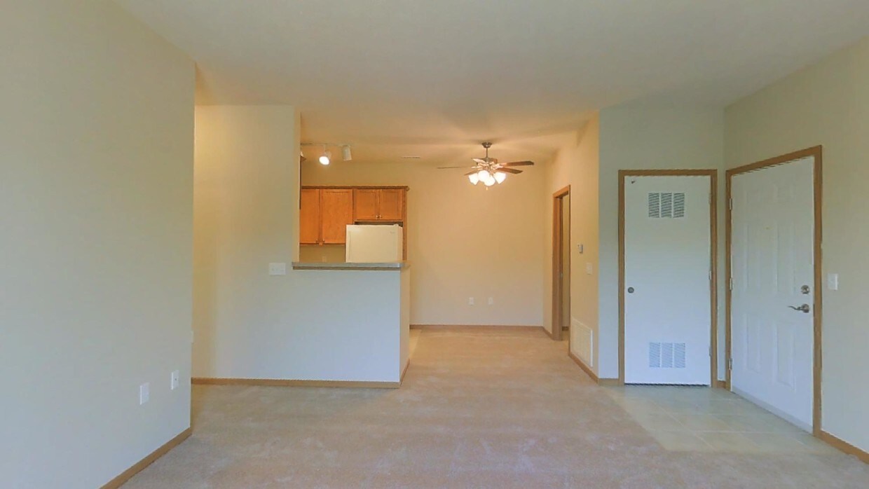 Springhill Ridge 15735 Rosewood St Apartment For Rent Doorstepscom