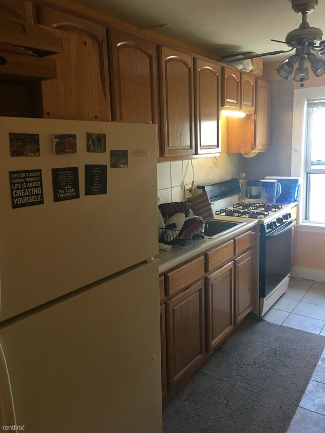 Primary Photo - 2212 27th St