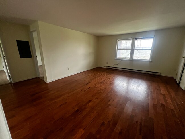 Living Room / Dining Room 02 - 106 County Rte 11A