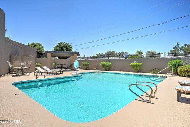 Foto del edificio - 616 E Manzanita Dr