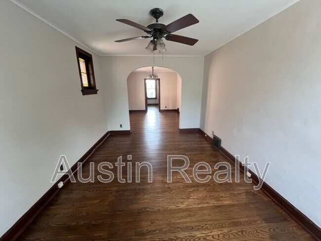 Building Photo - 4057 Potomac St