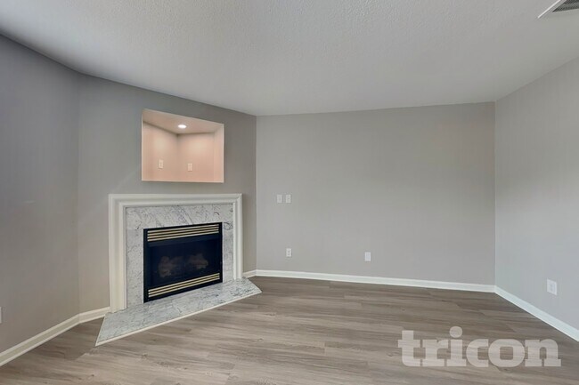 Foto del edificio - 4635 Christenbury Hills Ln