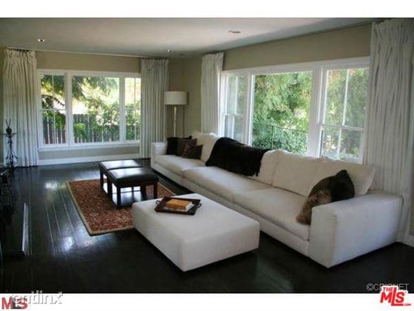 Primary Photo - 18067 Karen Dr