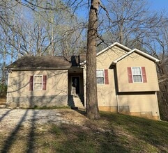 Building Photo - 1043 Hogan Rd