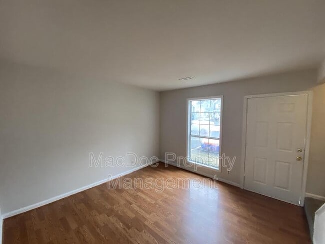 Building Photo - 109 Powhatan Ct