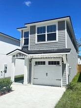 Building Photo - 1309 Pangola Dr