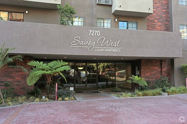 Foto del edificio - Savoy West Apartments