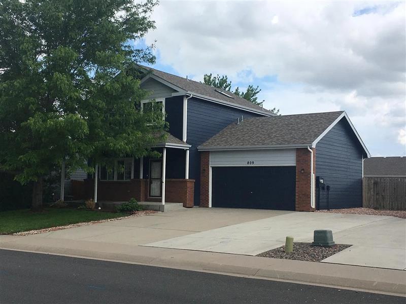 Primary Photo - NICE HOME F16