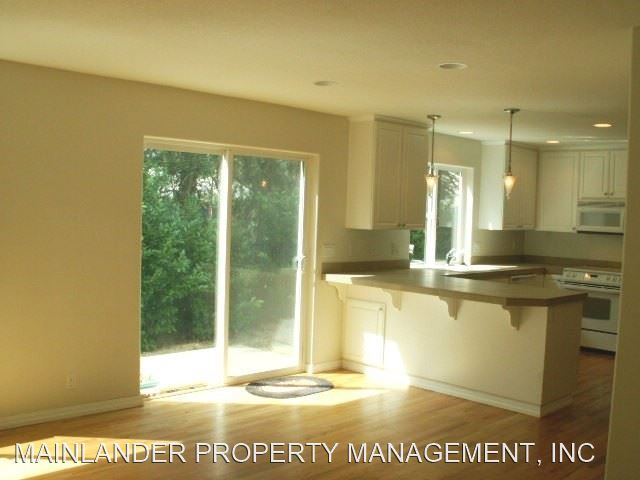 Building Photo - 3 br, 2.5 bath House - 11615 SW GALLO AVE