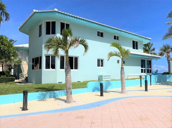 Building Photo - 3400 N Surf Rd