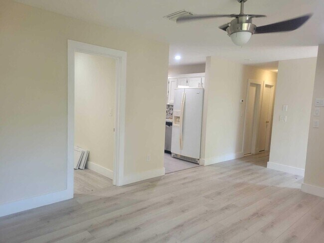 Foto del edificio - 5337 NW 5th St